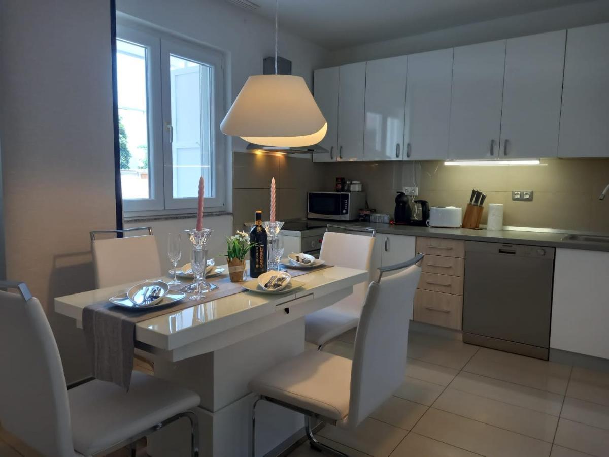 Apartman Zara Exterior foto